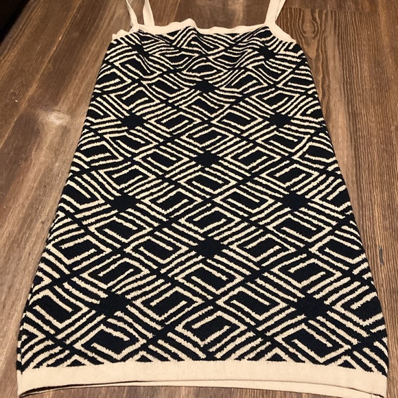 ASOS design monogram mini knit dress (size 4) - Picture 6 of 6